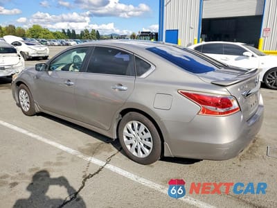Drugie zdjęcie samochodu z przodu: 2015 NISSAN ALTIMA 2.5 S VIN:1N4AL3AP9FC131451 - miniatura