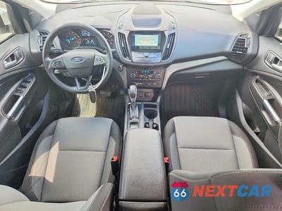 Zdjęcie 8 z 13 samochodu: 2019 FORD ESCAPE SE VIN:1FMCU9G91KUB66609 - miniatura