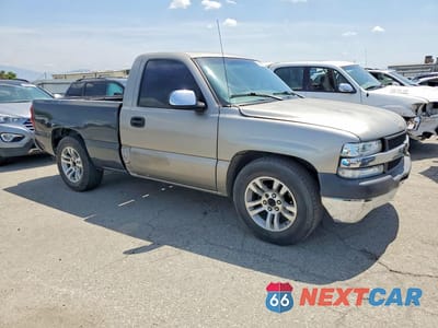 Czwarte zdjęcie samochodu z boku: 1999 CHEVROLET SILVERADO C1500 VIN:1GCEC14T1XZ192395 - miniatura