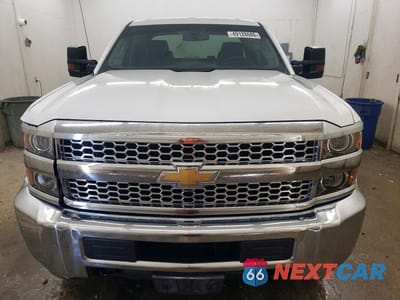 Piąte zdjęcie samochodu w środku: 2019 CHEVROLET SILVERADO K2500 HEAVY DUTY VIN:2GC2KREG5K1218441 - miniatura