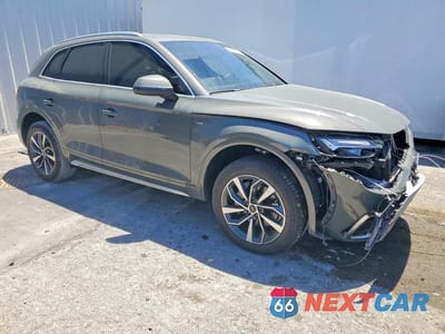 Czwarte zdjęcie samochodu z boku: 2023 AUDI Q5 PREMIUM PLUS 45 VIN:WA1EAAFY3P2114251 - miniatura