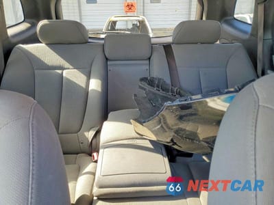 Zdjęcie 10 z 13 samochodu: 2010 HYUNDAI SANTA FE GLS VIN:5NMSG3AB4AH411294 - miniatura