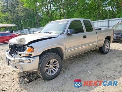 2004 GMC NEW SIERRA K1500 2GTEK19TX41346800 - główne zdjęcie licytacji z USA - miniatura