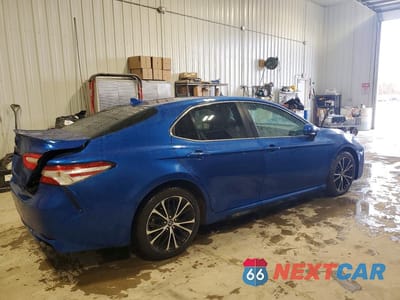 Trzecie zdjęcie samochodu z tyłu: 2020 TOYOTA CAMRY SE VIN:4T1G11AK2LU303727 - miniatura
