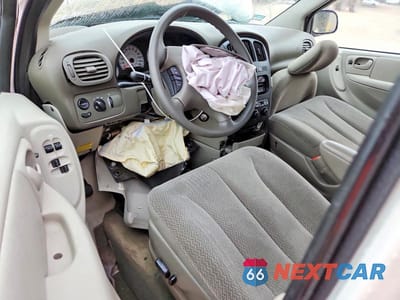 Zdjęcie 8 z 13 samochodu: 2005 DODGE GRAND CARAVAN SE VIN:1D4GP24R75B313981 - miniatura