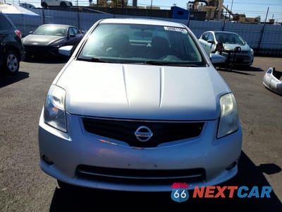 Piąte zdjęcie samochodu w środku: 2011 NISSAN SENTRA 2.0 VIN:3N1AB6APXBL703353 - miniatura