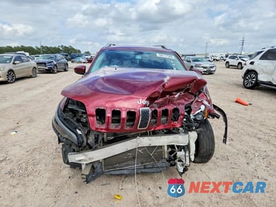 Piąte zdjęcie samochodu w środku: 2019 JEEP CHEROKEE LATITUDE VIN:1C4PJLCB0KD215996 - miniatura