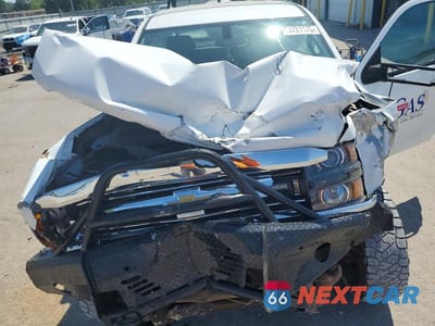 Zdjęcie 11 z 13 samochodu: 2016 CHEVROLET SILVERADO K2500 HEAVY DUTY VIN:1GB2KUEG4GZ171179 - miniatura