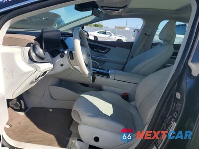 Zdjęcie 7 z 12 samochodu: 2023 MERCEDES-BENZ EQE SEDAN 350 4MATIC VIN:W1KEG1CB8PF037959 - miniatura