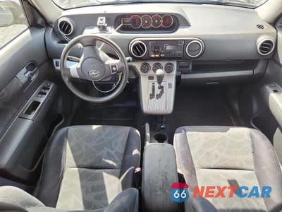 Zdjęcie 8 z 13 samochodu: 2012 SCION XB BASE VIN:JTLZE4FE1C1145683 - miniatura