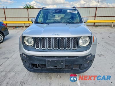 Piąte zdjęcie samochodu w środku: 2018 JEEP RENEGADE LATITUDE VIN:ZACCJABBXJPH91244 - miniatura