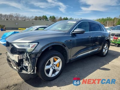2019 AUDI E-TRON PRESTIGE WA1VAAGE3KB006838 - główne zdjęcie licytacji z USA - miniatura