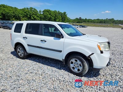 Czwarte zdjęcie samochodu z boku: 2014 HONDA PILOT LX VIN:5FNYF3H23EB009227 - miniatura