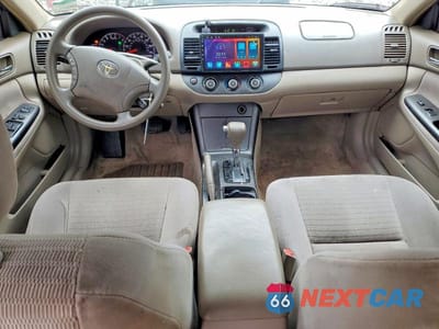 Zdjęcie 8 z 12 samochodu: 2005 TOYOTA CAMRY LE VIN:4T1BE32K75U406959 - miniatura