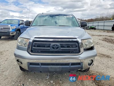 Piąte zdjęcie samochodu w środku: 2010 TOYOTA TUNDRA DOUBLE CAB SR5 VIN:5TFUY5F15AX151092 - miniatura