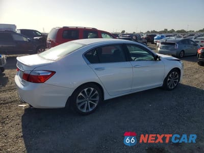 Trzecie zdjęcie samochodu z tyłu: 2015 HONDA ACCORD SPORT VIN:1HGCR2F52FA131873 - miniatura