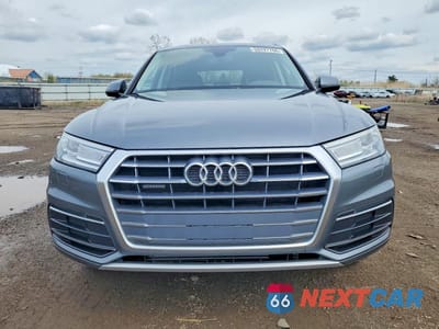 Piąte zdjęcie samochodu w środku: 2019 AUDI Q5 PREMIUM VIN:WA1ANAFY8K2064345 - miniatura