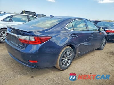 Trzecie zdjęcie samochodu z tyłu: 2017 LEXUS ES 300H VIN:JTHBW1GG7H2149973 - miniatura