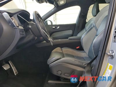 Zdjęcie 7 z 13 samochodu: 2022 VOLVO XC60 T8 RECHARGE R-DESIGN VIN:YV4BR0DMXN1909843 - miniatura