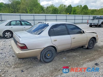 Trzecie zdjęcie samochodu z tyłu: 1997 TOYOTA COROLLA DX VIN:1NXBB02E6VZ514202 - miniatura