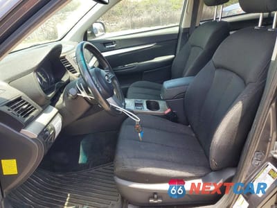 Zdjęcie 7 z 13 samochodu: 2011 SUBARU OUTBACK 2.5I PREMIUM VIN:4S4BRCGC8B3330451 - miniatura