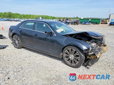 Czwarte zdjęcie samochodu z boku: 2012 CHRYSLER 300 S VIN:2C3CCABG7CH140765 - miniatura