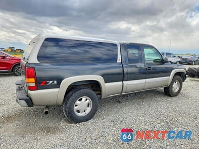 Trzecie zdjęcie samochodu z tyłu: 2003 GMC NEW SIERRA K1500 VIN:2GTEK19T931305878 - miniatura