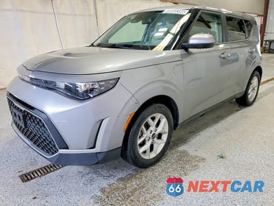 2023 KIA SOUL LX KNDJ23AU0P7869510 - główne zdjęcie licytacji z USA - miniatura