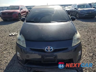 Piąte zdjęcie samochodu w środku: 2011 TOYOTA PRIUS TWO VIN:JTDKN3DU9B1366433 - miniatura