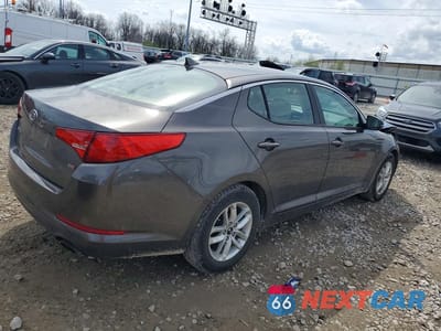 Trzecie zdjęcie samochodu z tyłu: 2011 KIA OPTIMA LX VIN:KNAGM4A72B5151169 - miniatura