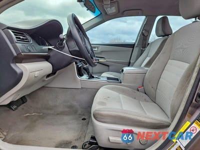 Zdjęcie 7 z 12 samochodu: 2016 TOYOTA CAMRY LE VIN:4T4BF1FK8GR582343 - miniatura
