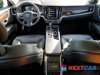 Zdjęcie 8 z 12 samochodu: 2018 VOLVO S90 T5 MOMENTUM VIN:LVY982MK2JP022672 - miniatura