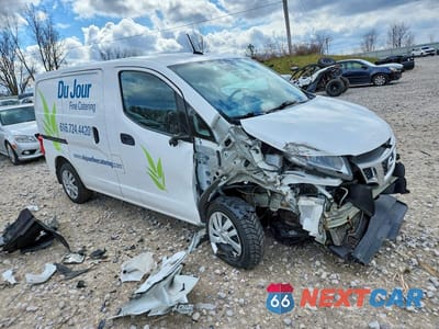 Czwarte zdjęcie samochodu z boku: 2017 NISSAN NV200 SV VIN:3N6CM0KNXHK703360 - miniatura