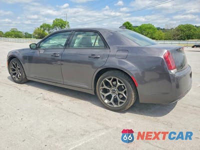Drugie zdjęcie samochodu z przodu: 2018 CHRYSLER 300 TOURING VIN:2C3CCAAG4JH154217 - miniatura