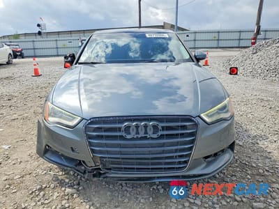 Piąte zdjęcie samochodu w środku: 2015 AUDI A3 PREMIUM VIN:WAUACGFF5F1007428 - miniatura