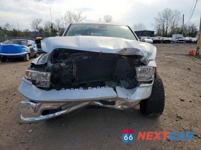 Piąte zdjęcie samochodu w środku: 2015 RAM 1500 SLT VIN:1C6RR7GG1FS511472 - miniatura