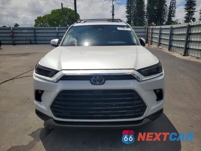 Piąte zdjęcie samochodu w środku: 2024 TOYOTA GRAND HIGHLANDER LIMITED VIN:5TDAAAB59RS034898 - miniatura
