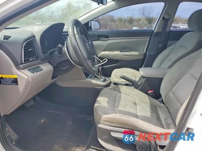 Zdjęcie 7 z 12 samochodu: 2017 HYUNDAI ELANTRA SE VIN:5NPD84LF0HH053099 - miniatura