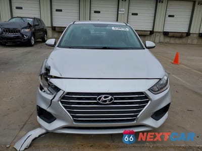 Piąte zdjęcie samochodu w środku: 2021 HYUNDAI ACCENT SE VIN:3KPC24A64ME136940 - miniatura