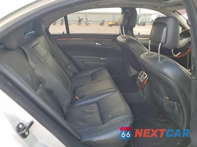 Zdjęcie 10 z 13 samochodu: 2008 MERCEDES-BENZ S 550 VIN:WDDNG71X28A196489 - miniatura