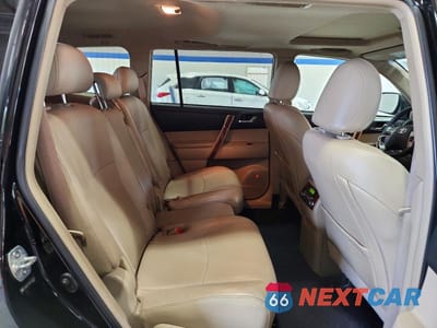 Zdjęcie 10 z 12 samochodu: 2013 TOYOTA HIGHLANDER LIMITED VIN:5TDDK3EH0DS224528 - miniatura