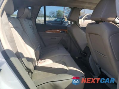 Zdjęcie 11 z 13 samochodu: 2013 LINCOLN MKX VIN:2LMDJ8JK7DBL43387 - miniatura