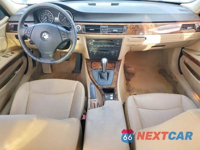 Zdjęcie 8 z 12 samochodu: 2006 BMW 325 I VIN:WBAVB13516KX38221 - miniatura