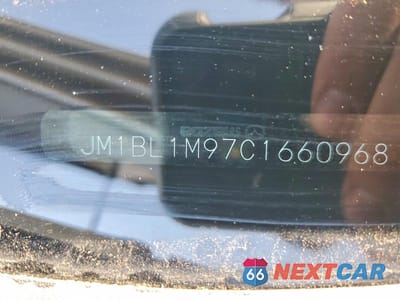 Zdjęcie 12 z 12 samochodu: 2012 MAZDA 3 S VIN:JM1BL1M97C1660968 - miniatura