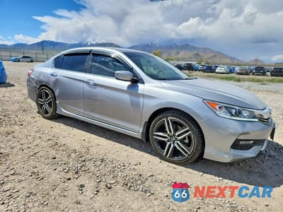 Czwarte zdjęcie samochodu z boku: 2017 HONDA ACCORD SPORT SPECIAL EDITION VIN:1HGCR2F15HA249495 - miniatura