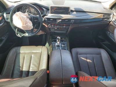 Zdjęcie 8 z 13 samochodu: 2014 BMW X5 SDRIVE35I VIN:5UXKR2C55E0C01273 - miniatura