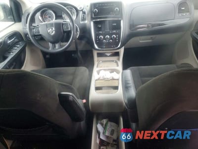 Zdjęcie 8 z 13 samochodu: 2015 DODGE GRAND CARAVAN SXT VIN:2C4RDGCG7FR717362 - miniatura