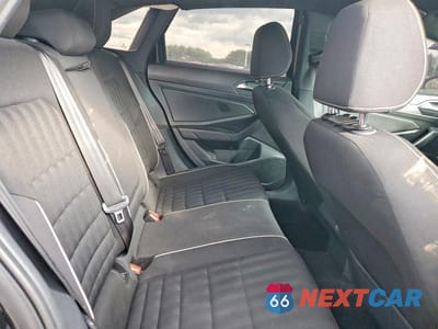 Zdjęcie 10 z 13 samochodu: 2023 VOLKSWAGEN JETTA SPORT VIN:3VWBM7BU6PM007156 - miniatura