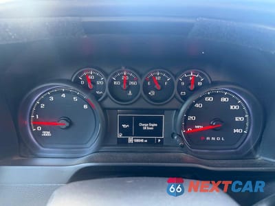 Zdjęcie 8 z 10 samochodu: 2021 CHEVROLET SILVERADO K1500 VIN:3GCUYAEF8MG209825 - miniatura