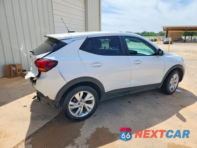 Trzecie zdjęcie samochodu z tyłu: 2024 BUICK ENCORE GX PREFERRED VIN:KL4AMBS26RB115314 - miniatura